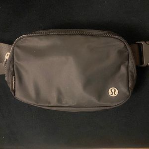 Lululemon Belt Bag Black